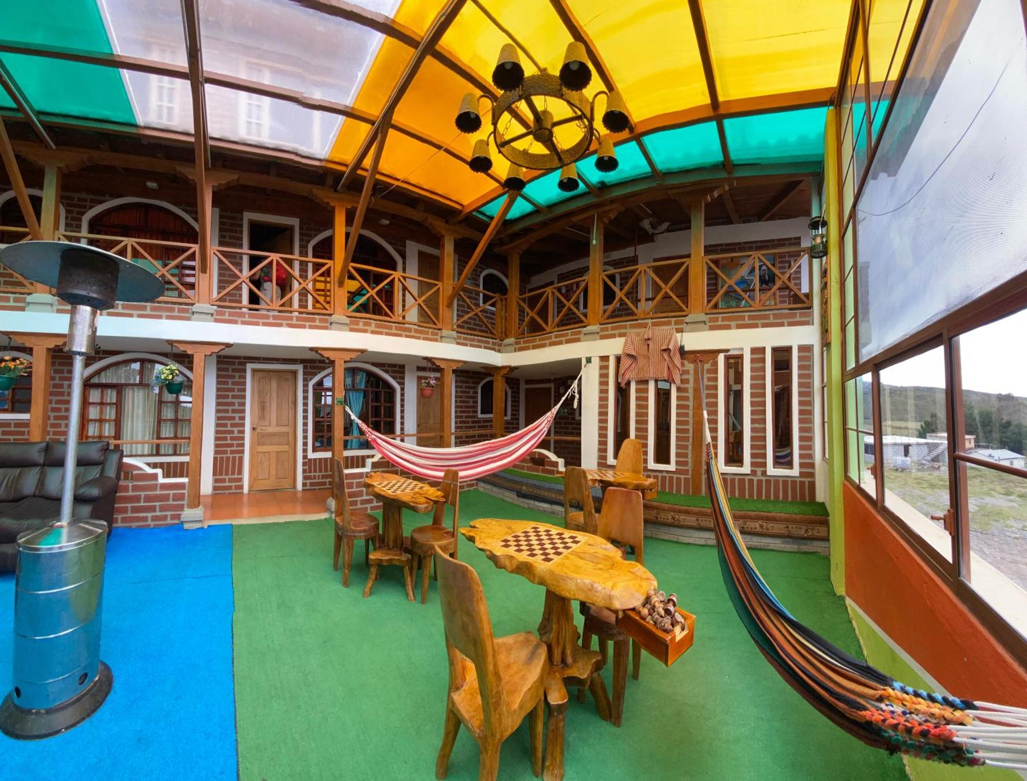 Hosteria Chukirawa Килотоа Экстерьер фото