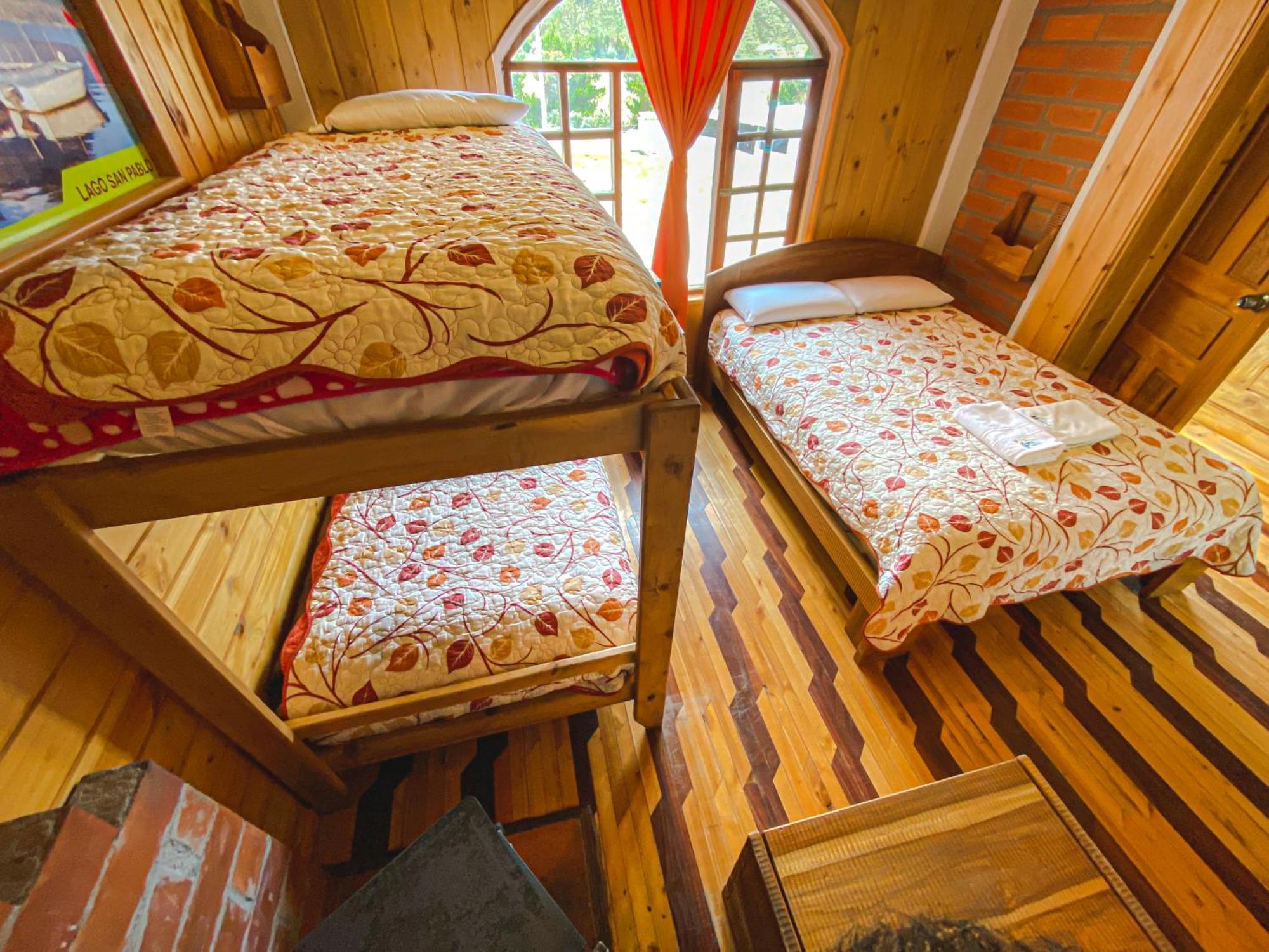 Hosteria Chukirawa Килотоа Экстерьер фото