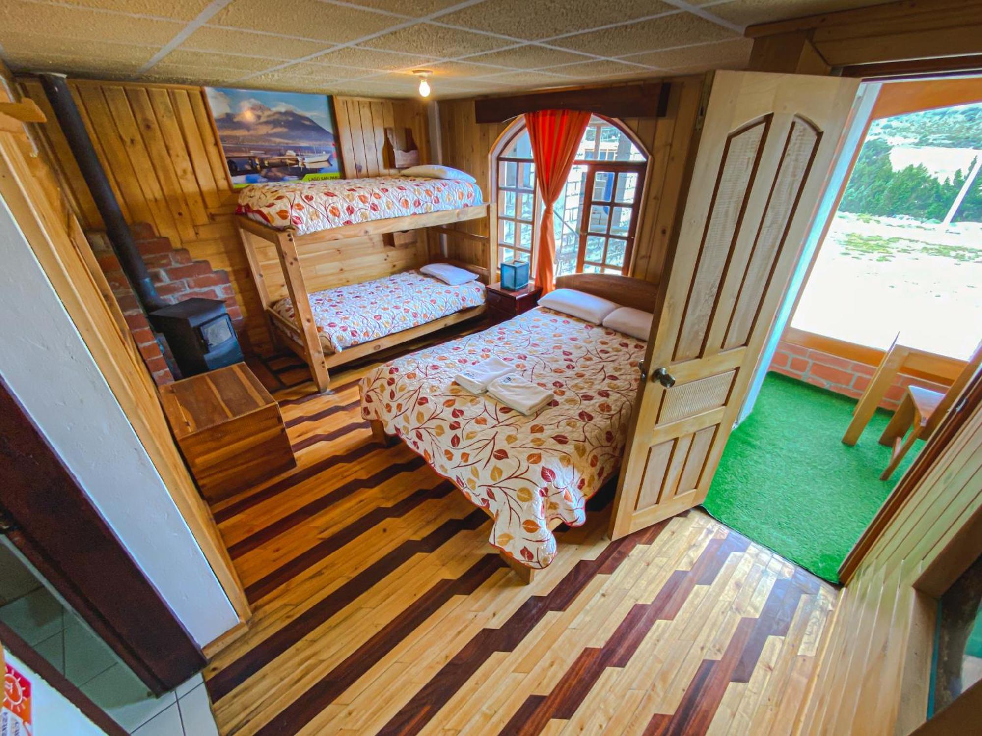 Hosteria Chukirawa Килотоа Экстерьер фото