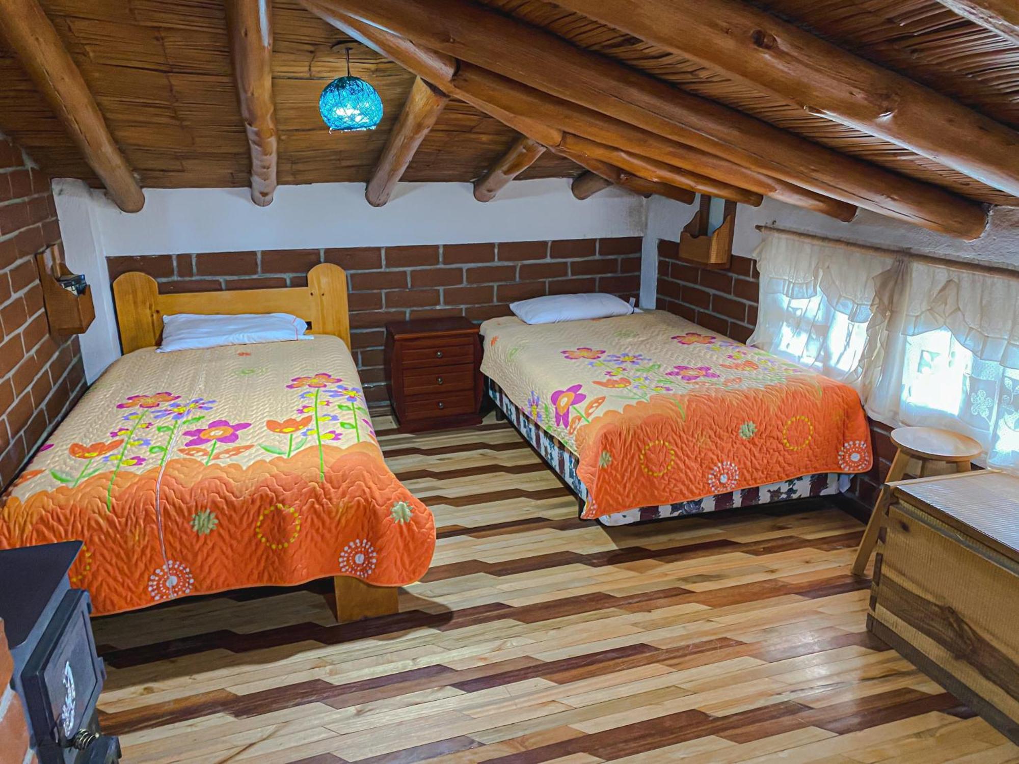 Hosteria Chukirawa Килотоа Экстерьер фото