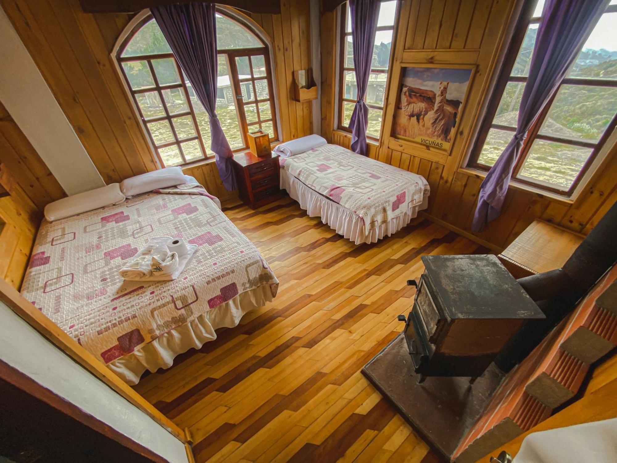 Hosteria Chukirawa Килотоа Экстерьер фото